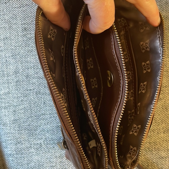 Lakeland Leather handbag - Picture 6 of 11